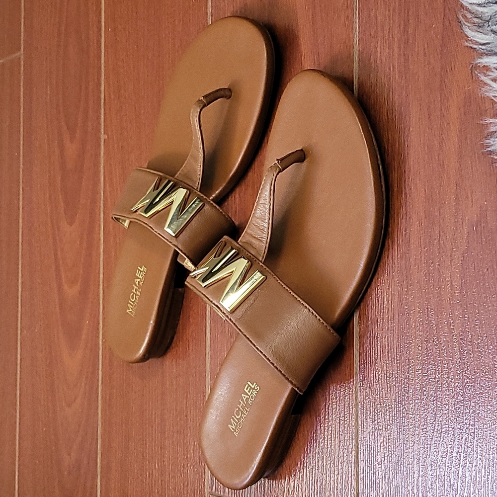 Sandals - Picture 3 of 3